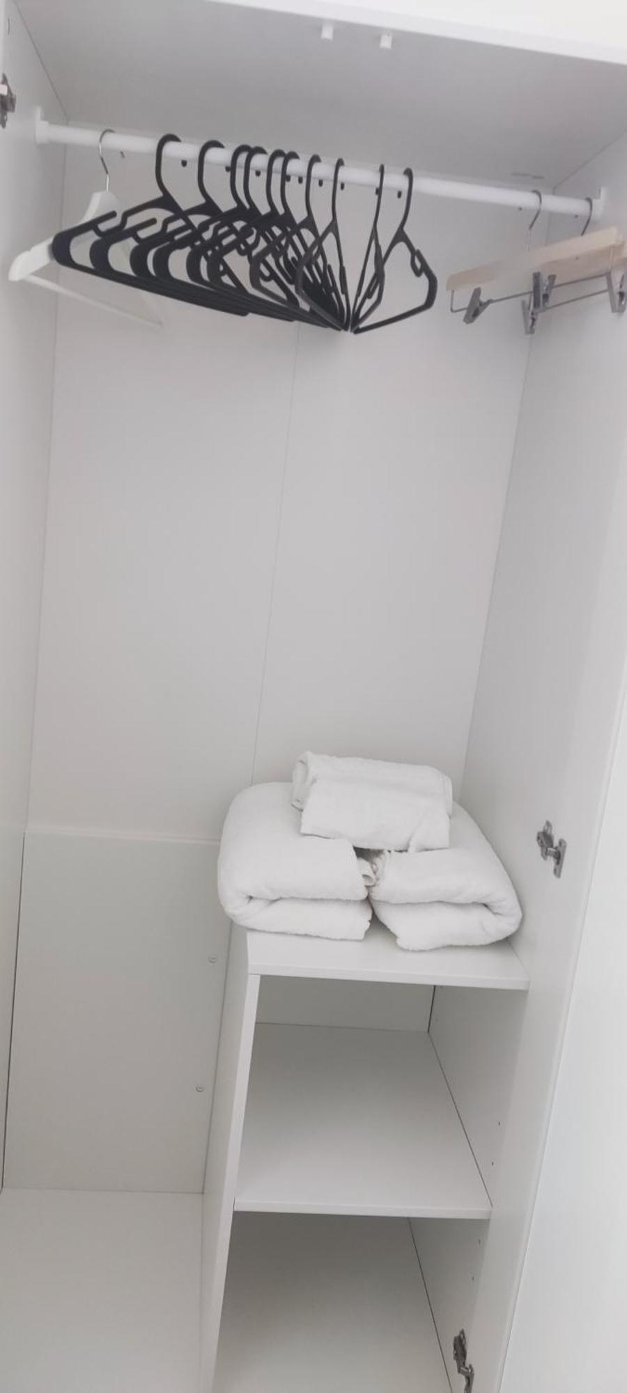 Chambre R0 Avec Salle De Bain Partagee Pres De L'Hopital De La Citadelle A Lüttich Exterior foto